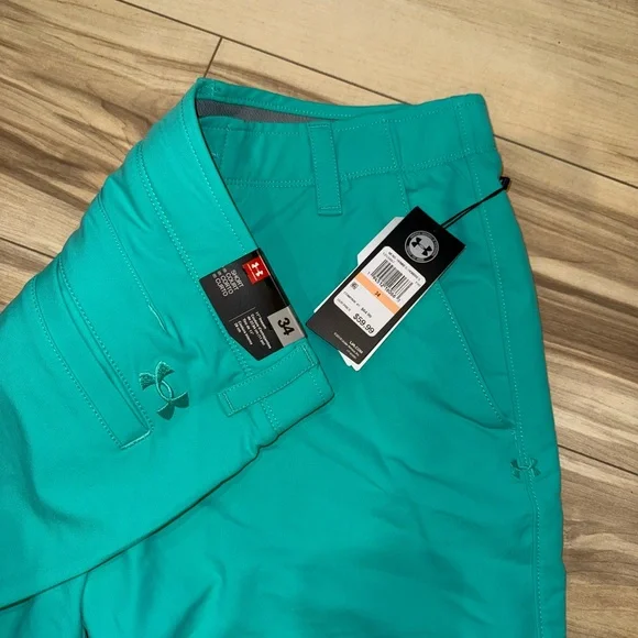 Under Armour Golf shorts size 34, 11” inseam. Brand new with tags. - Picture 2 of 4